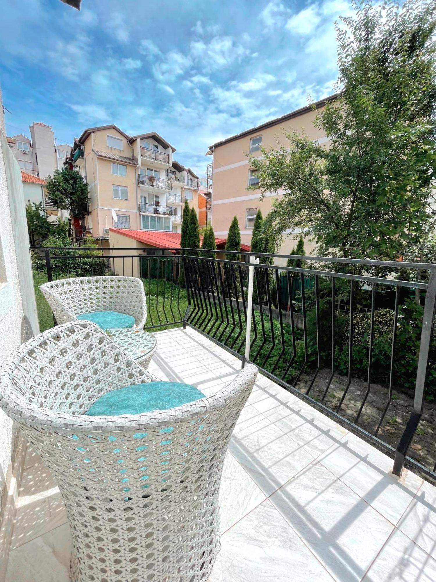 Makedonka Apartments Ohrid Esterno foto
